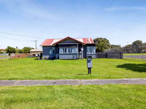 13 Suffolk Street, Patea