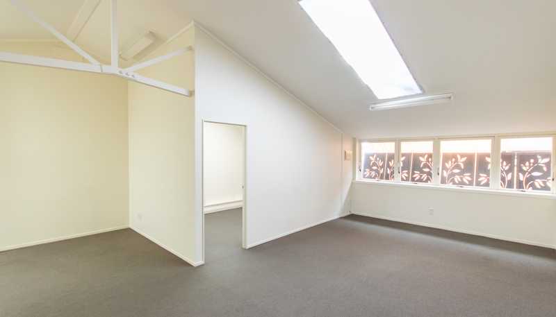 Suites/5-15 Victoria Road, Devonport