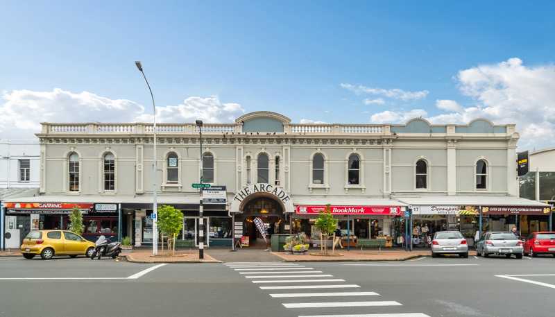 Suites/5-15 Victoria Road, Devonport
