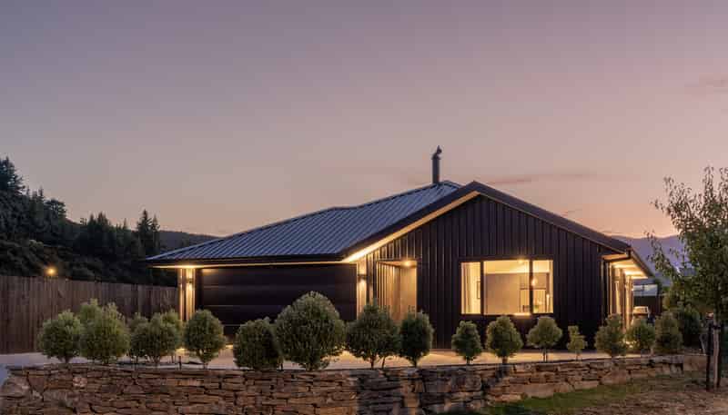 5 Tahi Street, Wanaka