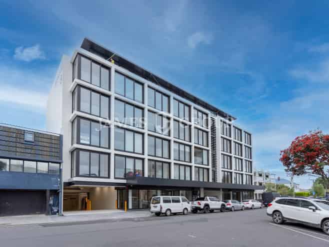 GROUND FLOOR TENANCY - COLLABORATIVE FIT OUT