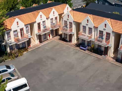 67 Lincoln Road, Spreydon