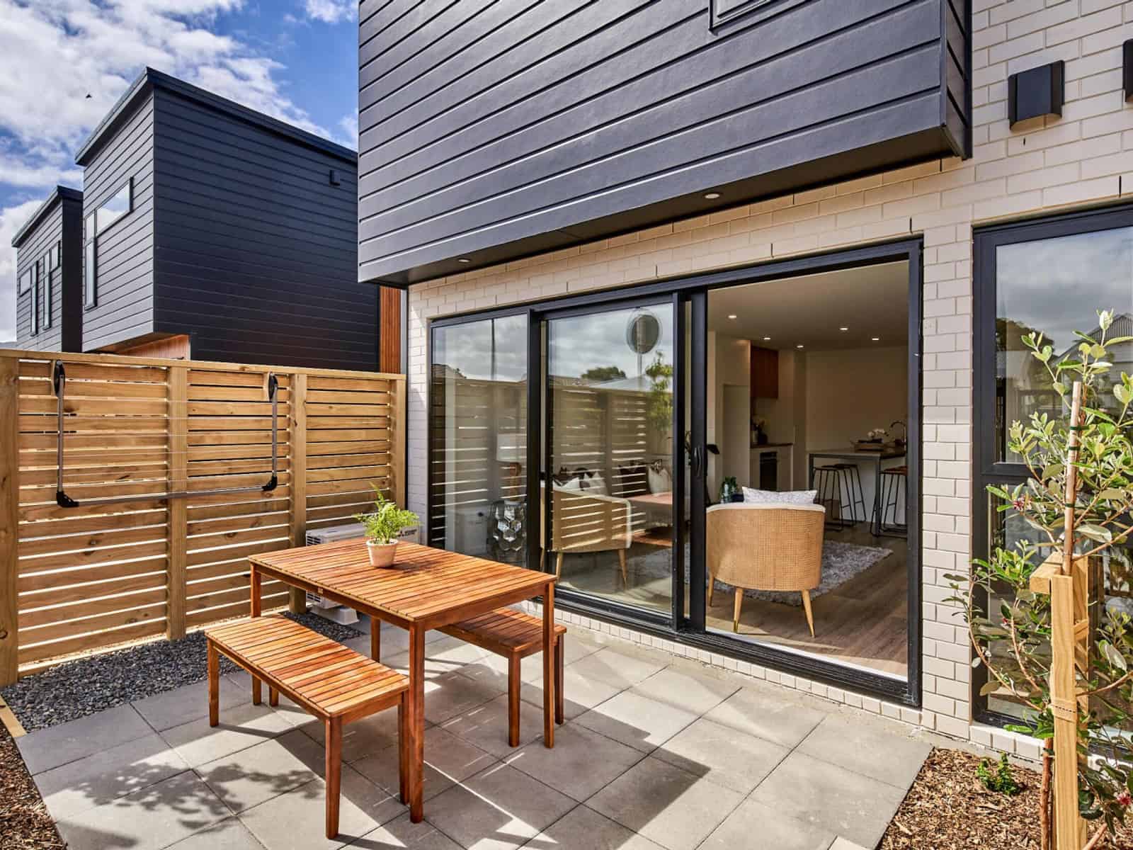 Lower Hutt Homes and Real Estate for Sale realestate.co.nz