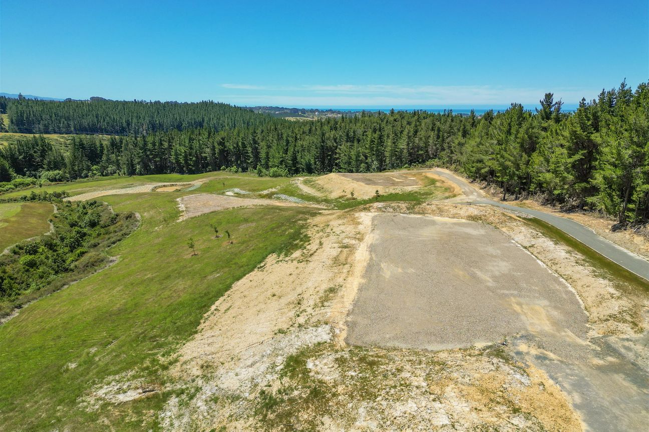 Lot 14 Mahana Ridge - Vista 4