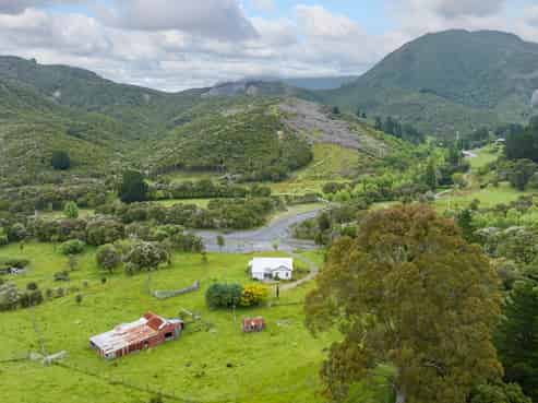 418 Kaiwaka Road, Martinborough