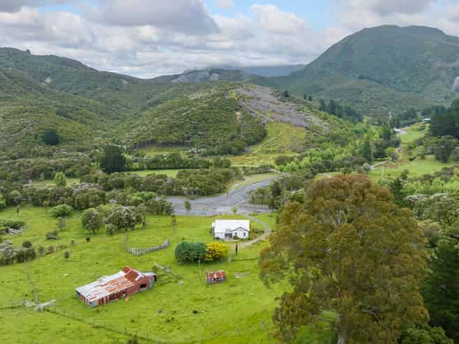 418 Kaiwaka Road, Martinborough
