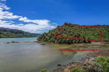 27 Lady Barkly Grove, Kaiteriteri