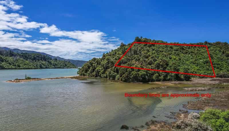 27 Lady Barkly Grove, Kaiteriteri