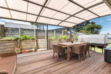 607 Pukehina Parade, Pukehina