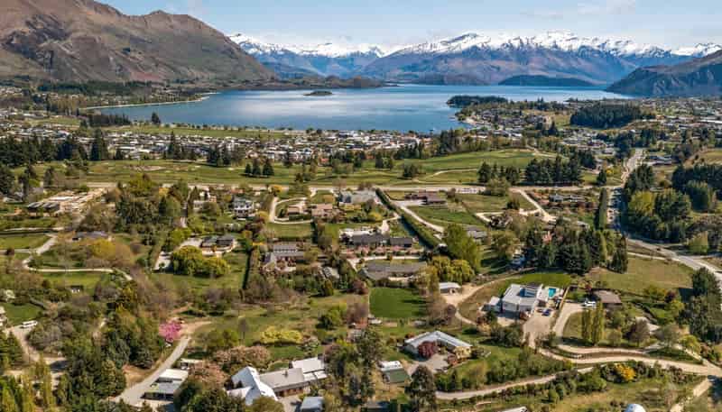 48 Ballantyne Road, Wanaka