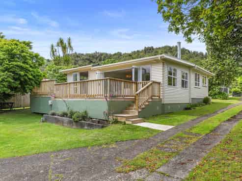 21 Oxford Road, Lake Rotoma