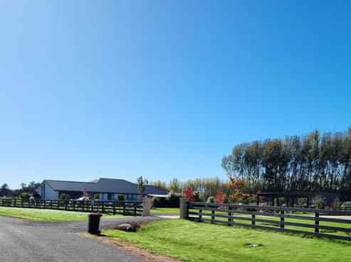 Copper Beech Road, Woodend