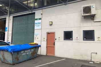 Unit in Well Known Business Park - Tawa