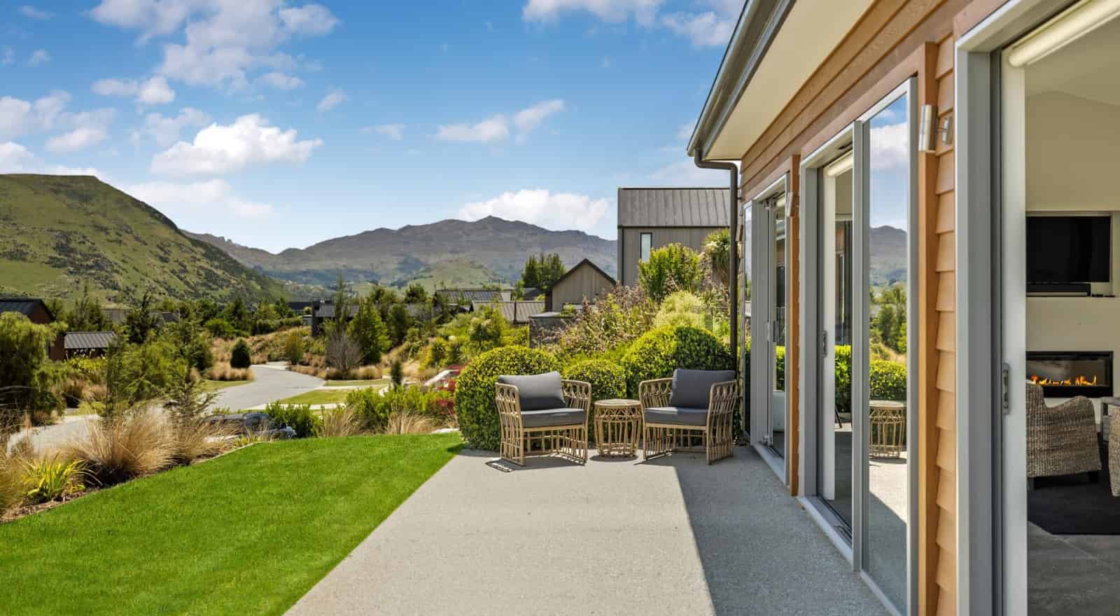 25 McKellar Drive, Jacks Point, Queenstown For Sale realestate.co.nz