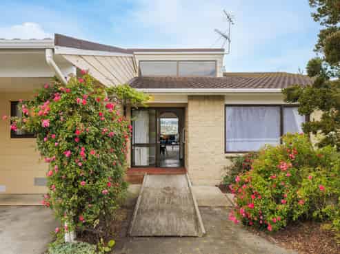 2C Renfrew Street, Balaclava