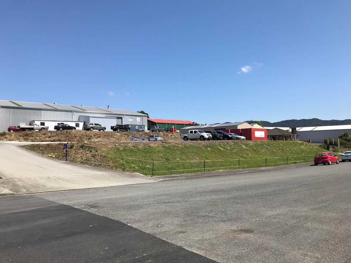 LARGE DEVELOPMENT LEASE OPPORTUNITY! - Ansicht 2
