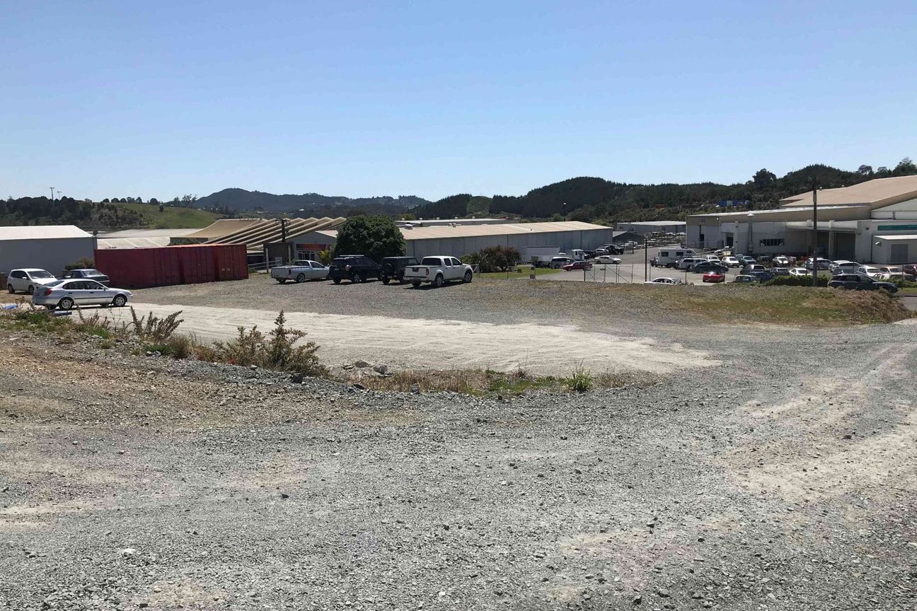 LARGE DEVELOPMENT LEASE OPPORTUNITY! - Widok 4
