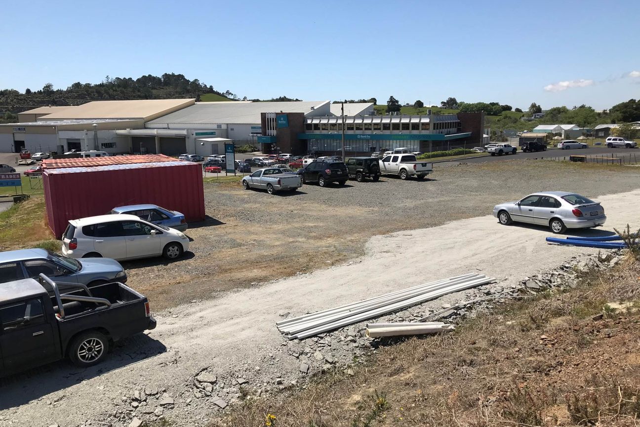 LARGE DEVELOPMENT LEASE OPPORTUNITY! - Widok 3