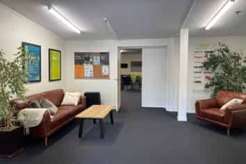 Training Facility/Warehousing 930m2 