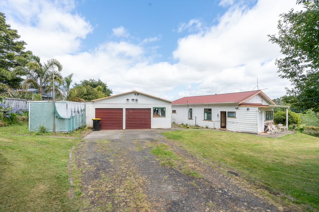 Sold 397 Grove Road, Te Pahu realestate.co.nz