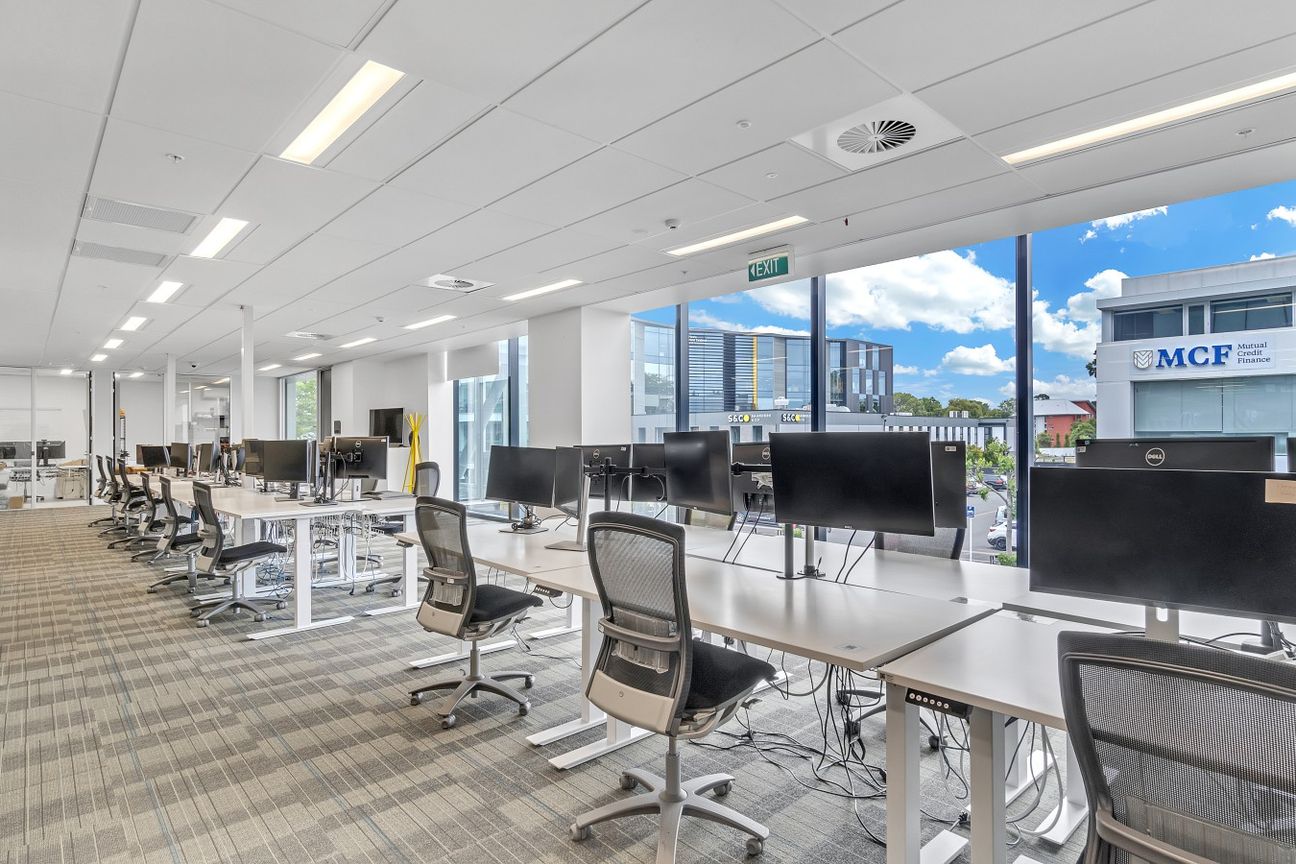 Introducing a premier CBD office space - Vista 4