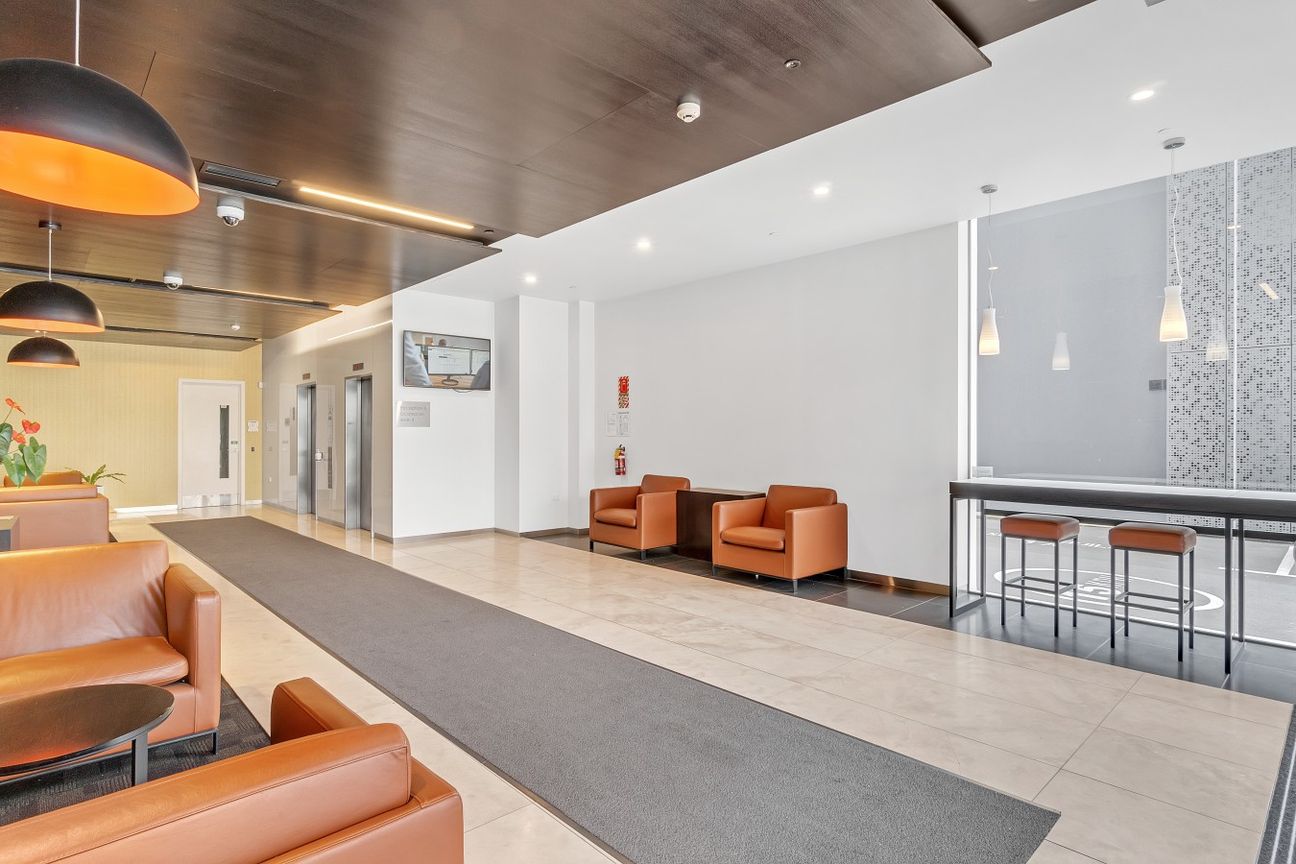 Introducing a premier CBD office space - Vista 2