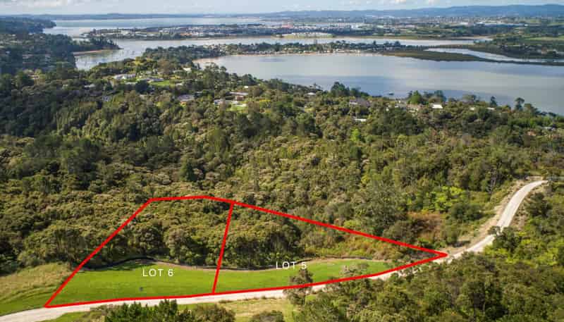 15 Trig Station Rise, Paremoremo