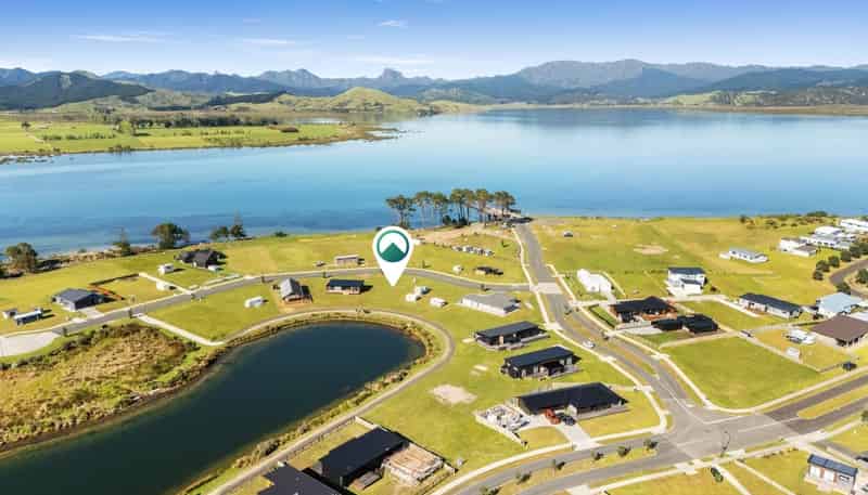 5 Taniwha Place, Matarangi