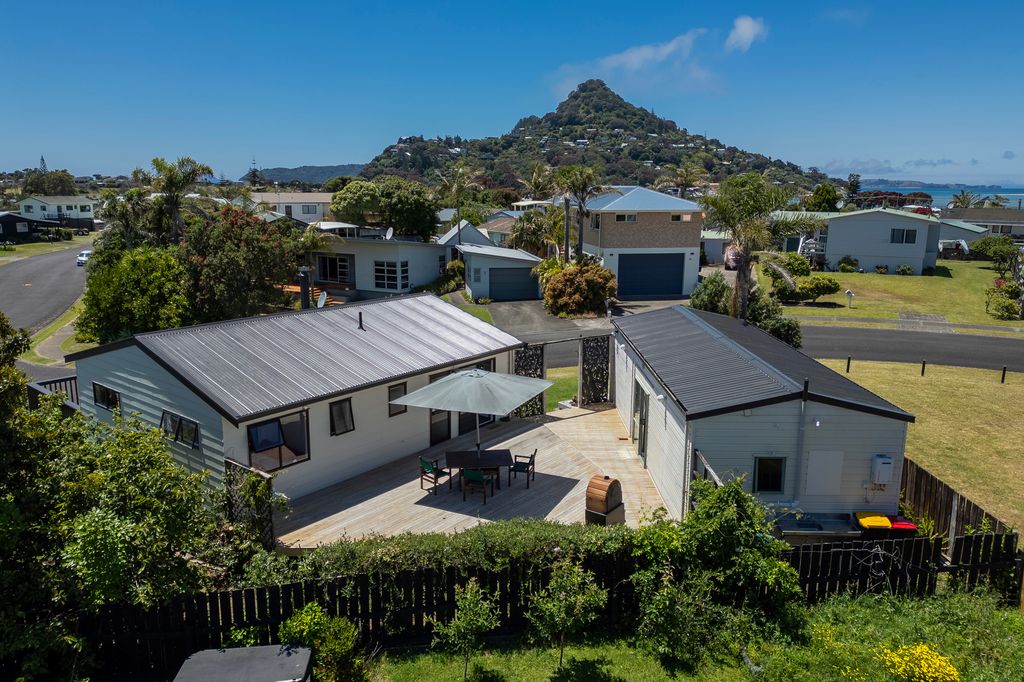 Sold 1 Norfolk Place, Tairua realestate.co.nz