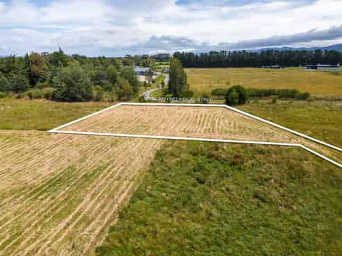 5 Nichols Lane, Greytown