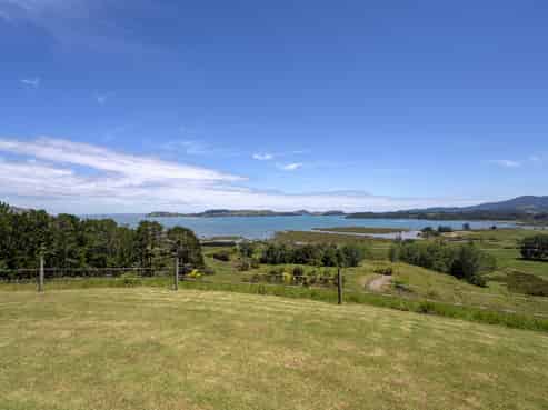 1682A Manaia Road, Coromandel