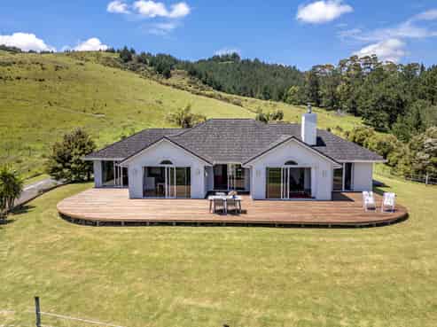 1682A Manaia Road, Coromandel