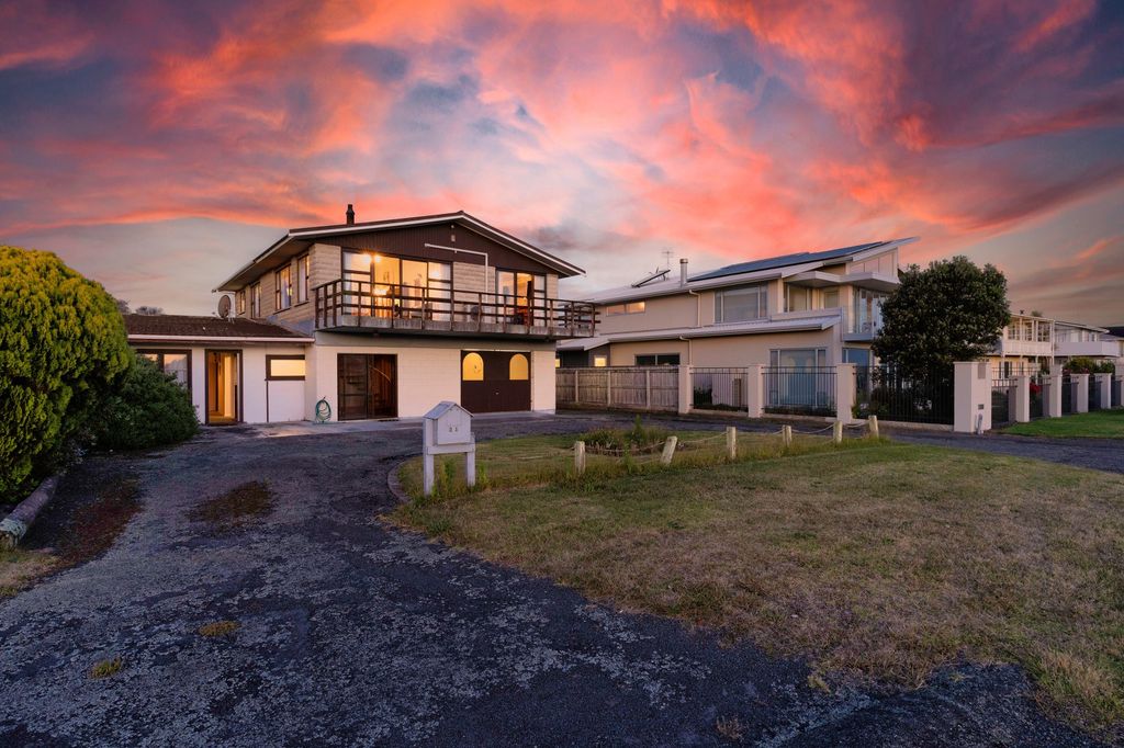 Property value 21 Hartley Street, Foxton Beach realestate.co.nz