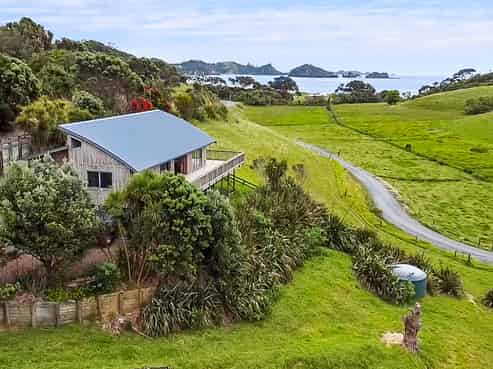 168 Rockell Road, Whananaki