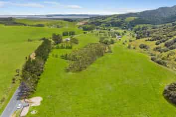 3060 Kaipara Coast Highway, Kaipara Flats