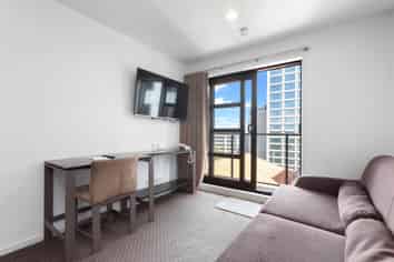 9E/6 St Martins Lane, Grafton