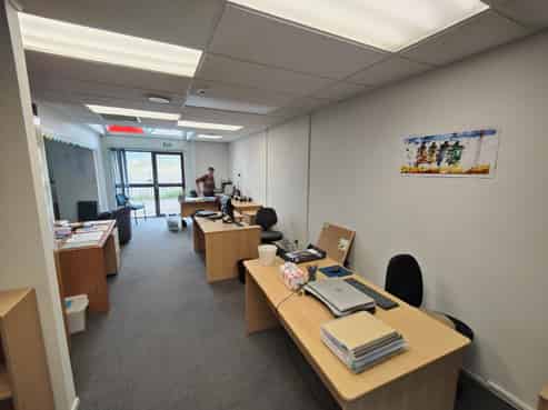 Affordable Office in Mana