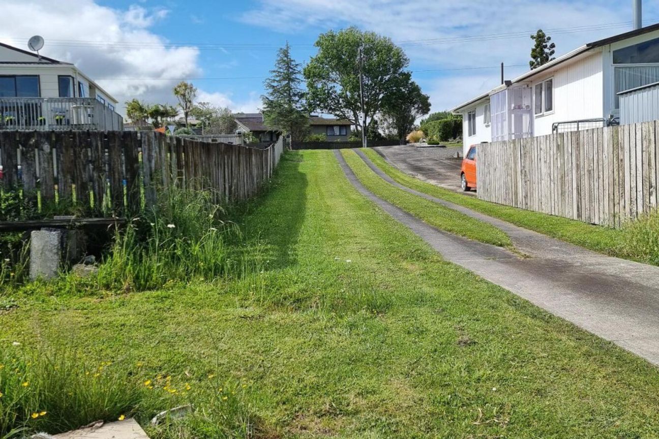 Expansive Section in a Prime Location – pohled 6