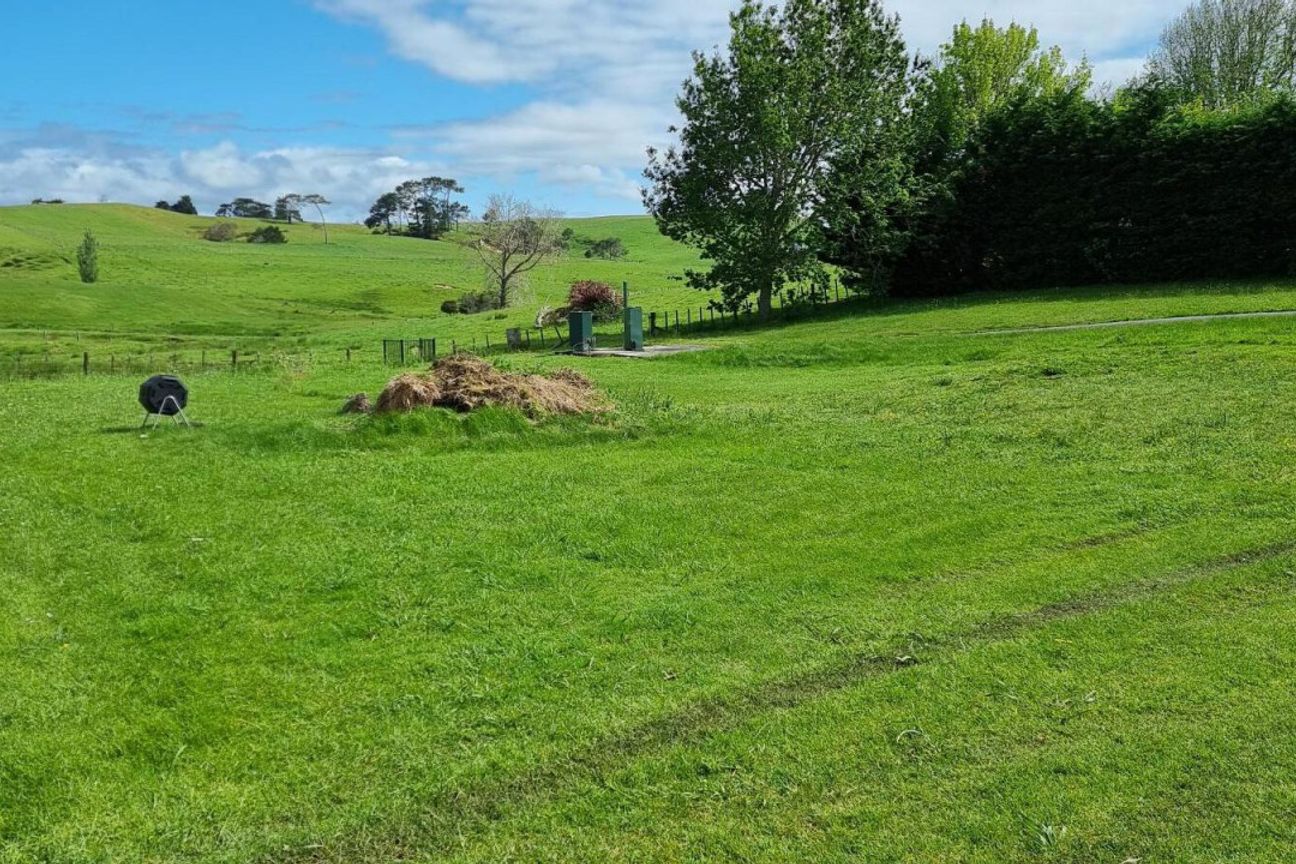Expansive Section in a Prime Location – další