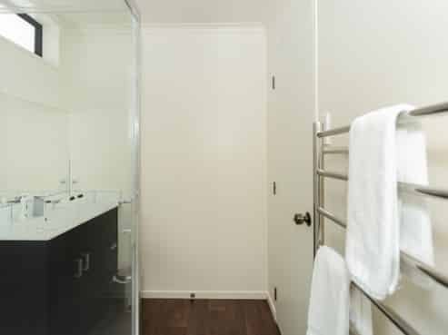 FREEHOLD MOTEL COMPLEX WITH HUGE POTENTIAL