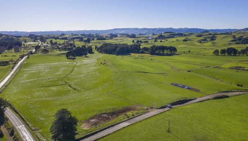 9A 9B and  Pond Road, Raglan