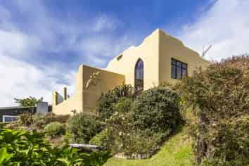 18 Turangitukua Terrace, Whareroa