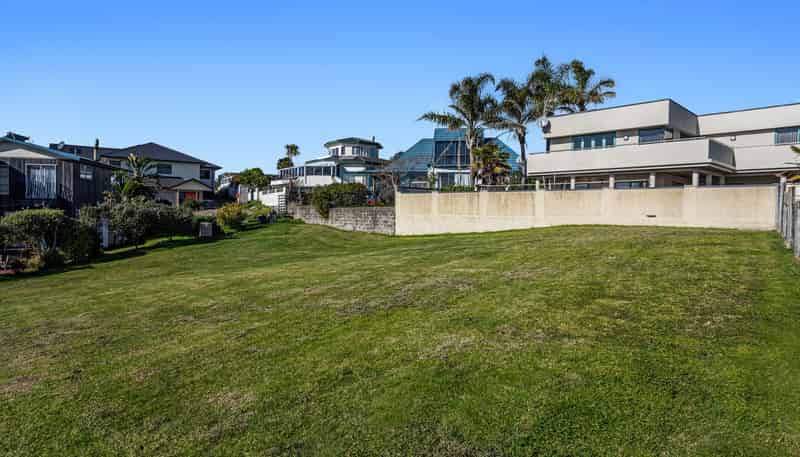 20 Ocean View Road, Coastlands