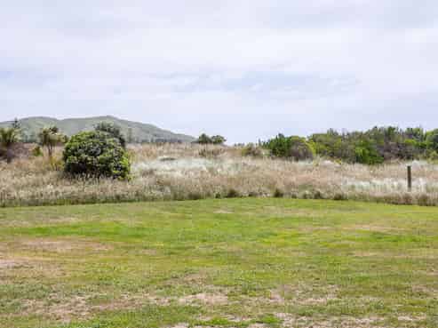 4 Puk Lane, Flat Point