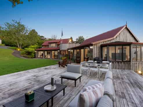 48 Attwood Road, Paremoremo