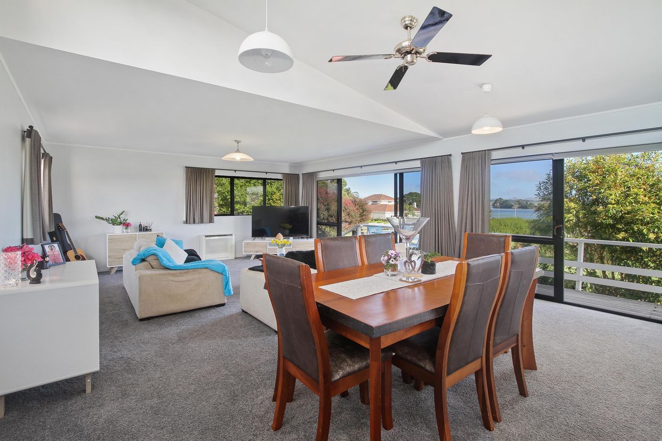 Family Home in Beach Cul-de-sac - sea view - Veel