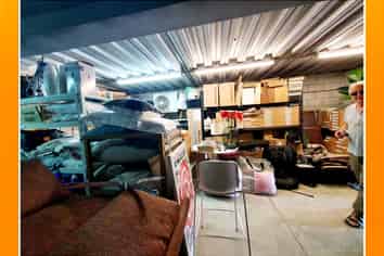 Drive-in Warehouse/Storage in Grey Lynn