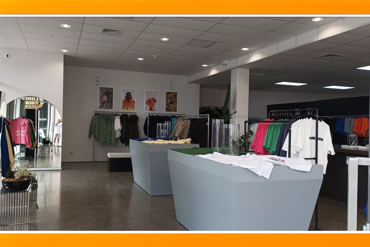 Office/Retail with Excellent Exposure and Ramp - Bild 2