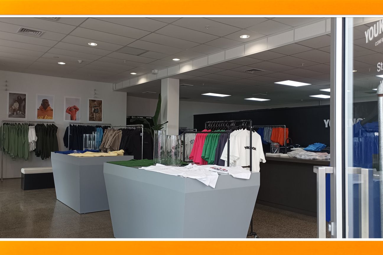 Office/Retail with Excellent Exposure and Ramp - Bild 4