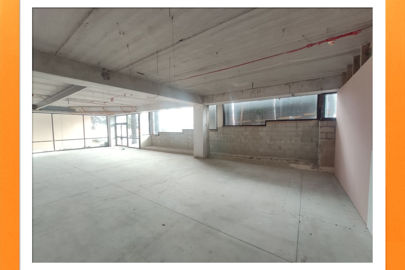 Sought After Office Retail Showroom Warehouse - Aanzicht 5